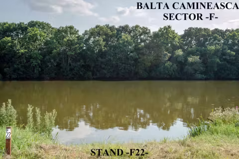 Stand F22