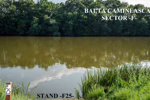 Stand F25
