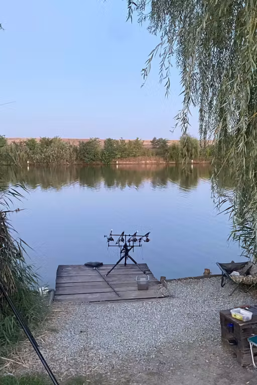 Lacul Nucetu photo 9
