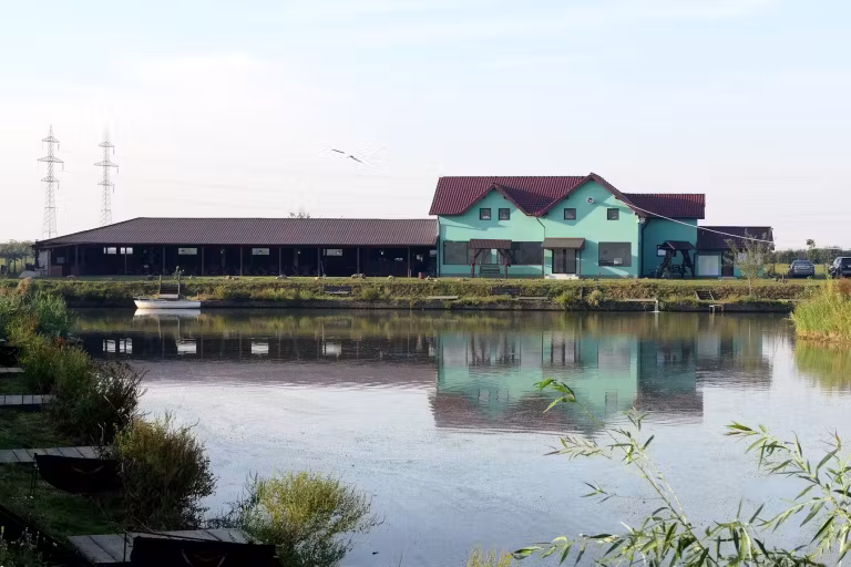 Photo of Lacul Valcroft