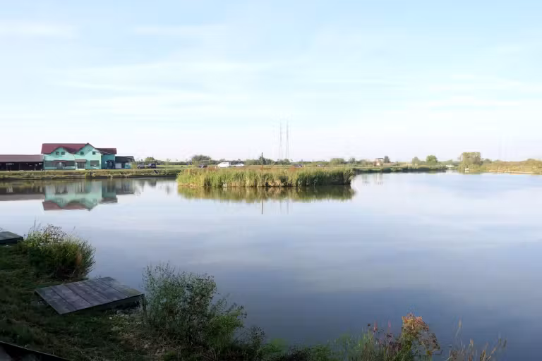 Lacul Valcroft
