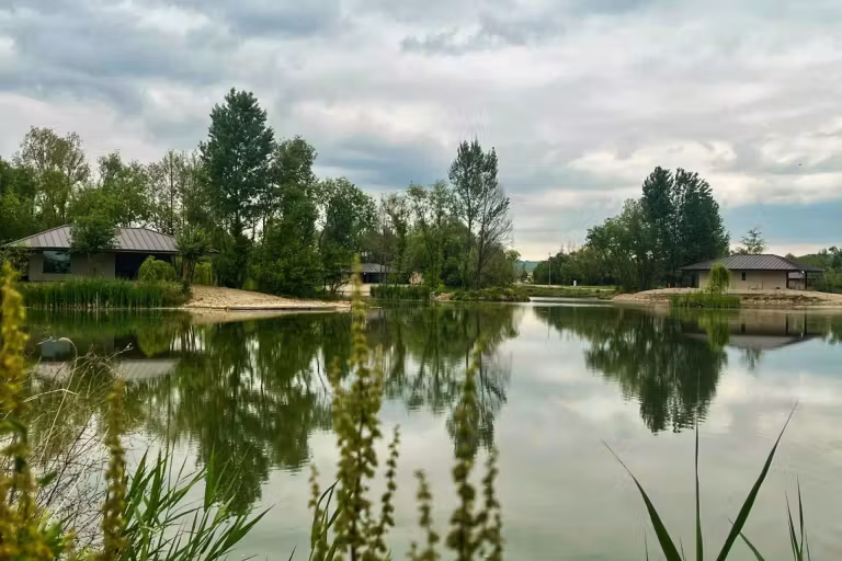 Utopik Carp Lake photo 5